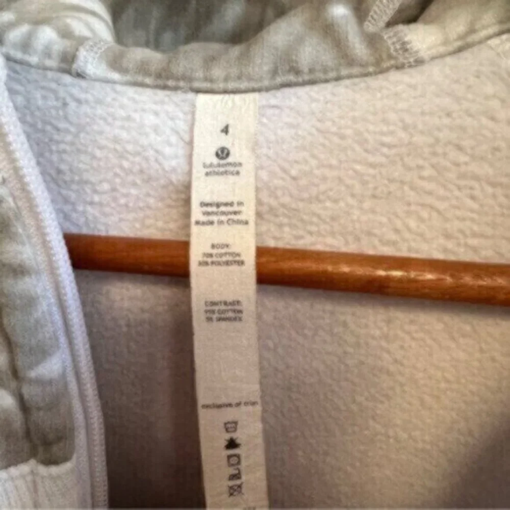 Lululemon  * Scuba Hoodie Jacket  Unicorn Tears Size 4 Jacket  thick  soft Rare - Picture 10 of 10